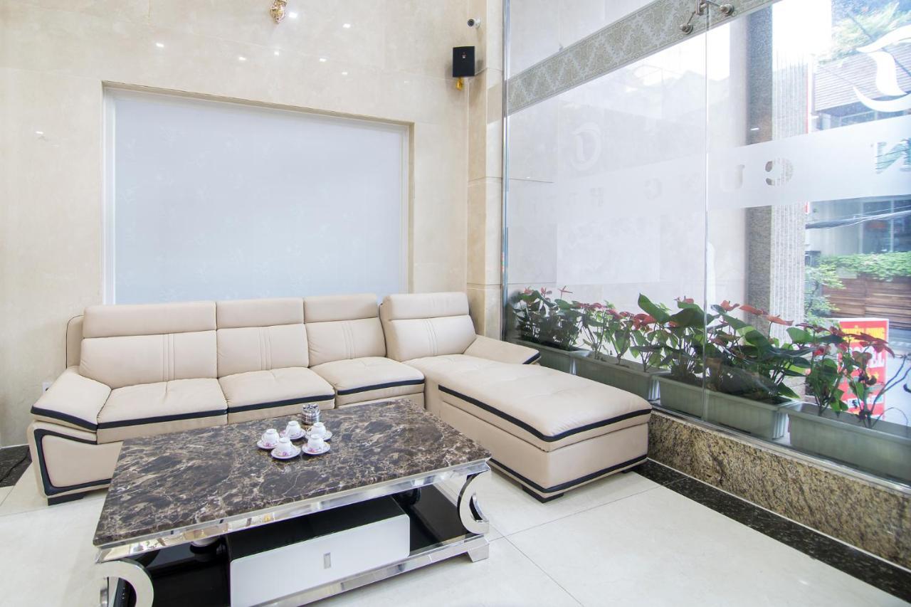 Reddoorz Plus Near Lotte Mart Cong Hoa โฮจิมินห์ซิตี้ ภายนอก รูปภาพ