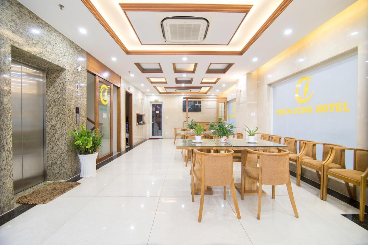 Reddoorz Plus Near Lotte Mart Cong Hoa โฮจิมินห์ซิตี้ ภายนอก รูปภาพ