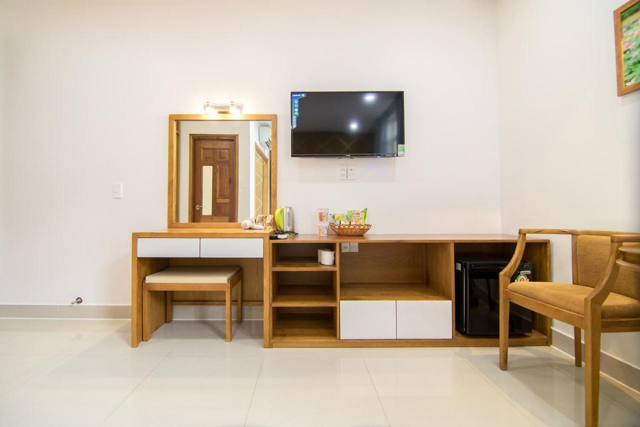 Reddoorz Plus Near Lotte Mart Cong Hoa โฮจิมินห์ซิตี้ ภายนอก รูปภาพ